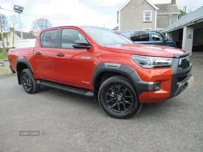 Nowe Toyota HiLux 204 KM (150 kW) 2026 Pomarańczowy Pickup