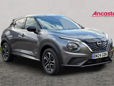 Używany Nissan Juke N-Connecta 143 KM (105 kW) 2024 Szary SUV