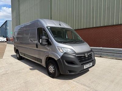 Vauxhall Movano