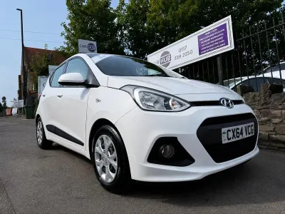 Used Hyundai i10 SE 87 HP (63 kW) 2014 White Hatchback