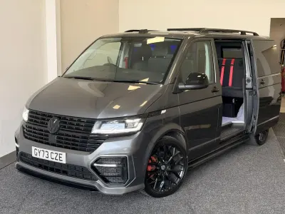 Usado VW Transporter Highline 2023 Cinzento Van