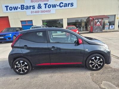 Used Toyota Aygo Trend 72 HP (52 kW) 2019 Grey Hatchback