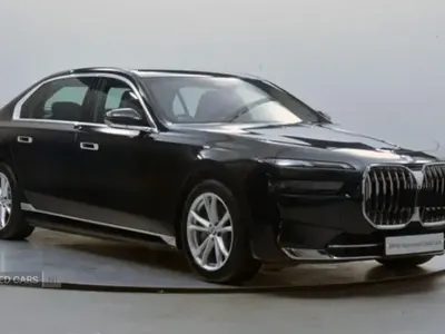 Usado BMW i7 Comfort Edition 448 kW (610 CV) 2025 Berlina