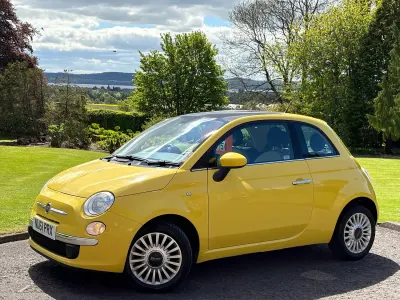 Used Fiat 500 Lounge 69 HP (50 kW) 2011 Yellow Hatchback