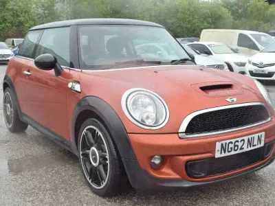 Used Mini Cooper S Hatch 184 HP (135 kW) 2013 Orange Hatchback