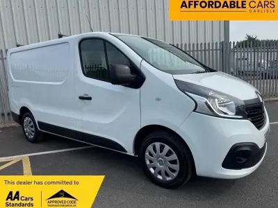Used Renault Trafic Business 2018 White MPV