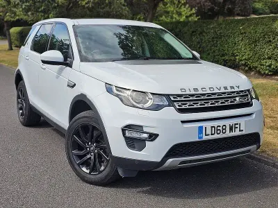 Used Land Rover Discovery Sport HSE 150 HP (110 kW) 2018 White SUV