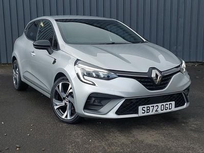 Used Renault Clio V RS Line 90 HP (66 kW) 2023 Silver Hatchback