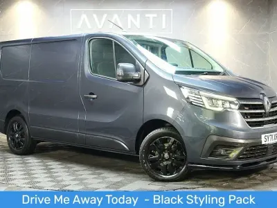 Used Renault Trafic 150 HP (110 kW) 2022 Slate grey