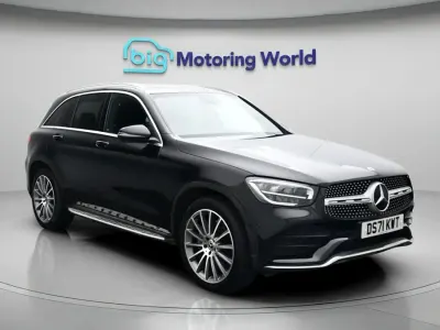 Begagnad Mercedes GLC300 AMG line 245 HK (180 kW) 2022 Svart Kombi