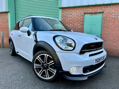 Used Mini Cooper S 2015 White Hatchback