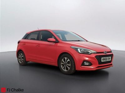 Used Hyundai i20 SE 100 HP (73 kW) 2018 Red Hatchback