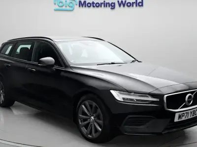 Used Volvo V60 Momentum 197 HP (144 kW) 2021 Black Estate