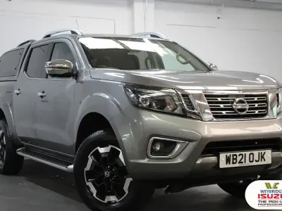 Used Nissan Navara Tekna 190 HP (139 kW) 2021 Grey Pickup