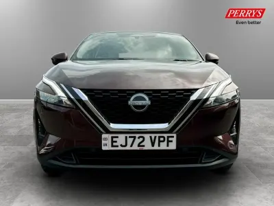 Used Nissan Qashqai Acenta Premium 156 HP (114 kW) 2022 Red SUV