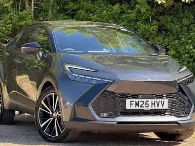 Used Toyota C-HR 140 HP (102 kW) 2025 Grey SUV