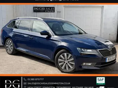 Gebraucht Skoda Superb GreenLine 120 PS (88 kW) 2016 Blau Kombi