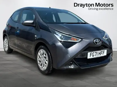 Used Toyota Aygo X-play 71 HP (52 kW) 2022 Grey Hatchback