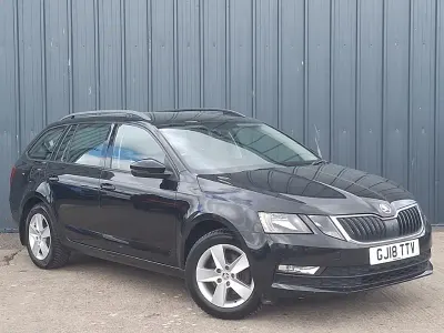 Used Skoda Octavia SE 115 HP (84 kW) 2018 Black Estate