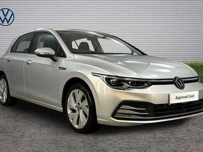 Second-hand VW Golf VIII 150 CP (110 kW) 2023