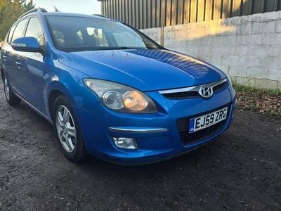 Blue Used 2009 Hyundai i30 Style Estate | £598 (Fair price)