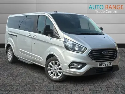 Used Ford Tourneo Custom Titanium 130 HP (95 kW) 2022 Silver Van
