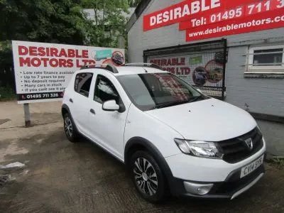 Used Dacia Sandero Ambiance 2014 White Hatchback