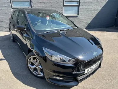 Used Ford Focus ST 185 HP (136 kW) 2017 Black Hatchback