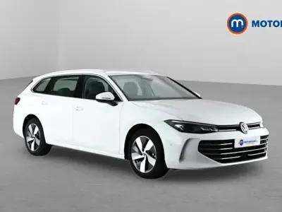 Used VW Passat Life 204 HP (150 kW) 2025 White Estate