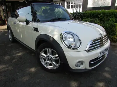 Usado Mini Cooper D Cabriolet 2013 Blanco Descapotable