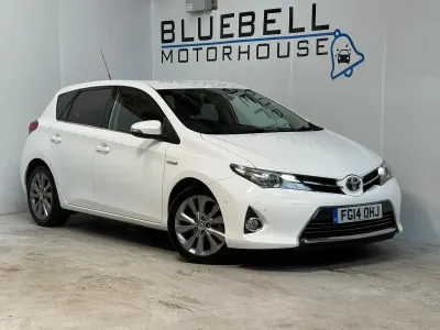 Used Toyota Auris Hybrid