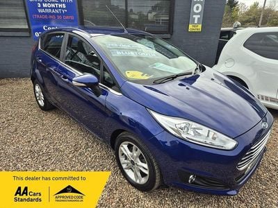 Begagnad Ford Fiesta Zetec 2017 Blå Halvkombi