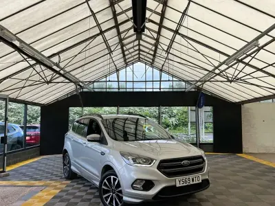 Second-hand Ford Kuga ST-Line 150 CP (110 kW) 2019 Argintiu SUV
