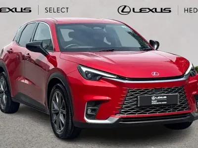 Used Lexus LBX 136 HP (100 kW) 2025 Red SUV