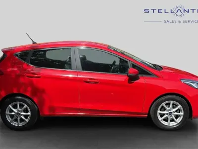 Used Ford Fiesta Zetec 99 HP (72 kW) 2019 Red Hatchback