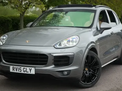 Usado Porsche Cayenne S 2015 Gris SUV