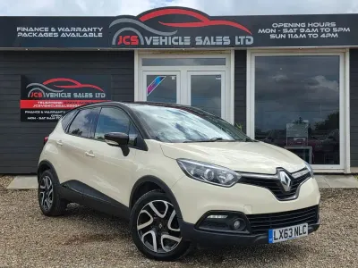 Usado Renault Captur Dynamique 90 HP (66 kW) 2013 Bege SUV