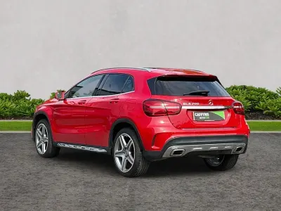 Usado Mercedes GLA200 AMG line 154 HP (113 kW) 2020 Vermelho SUV
