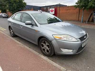 Used Ford Mondeo Zetec 140 HP (102 kW) 2008 Silver Hatchback