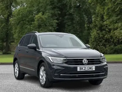 Used VW Tiguan Life 150 HP (110 kW) 2021 Grey SUV