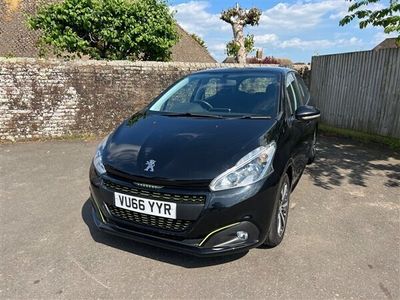 used Peugeot 208 PURETECH ACTIVE DESIGN LIME 5 Door