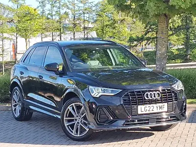 Second-hand Audi Q3 Black Edition 150 CP (110 kW) 2022 Negru SUV