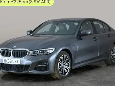 Begagnad BMW 330e M Sport 292 HK (214 kW) 2019 Grå Sedan