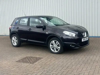 Used Nissan Qashqai Acenta 110 HP (80 kW) 2011 Black SUV