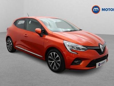 Używany Renault Clio V Iconic 101 KM (74 kW) 2020 Pomarańczowy Hatchback