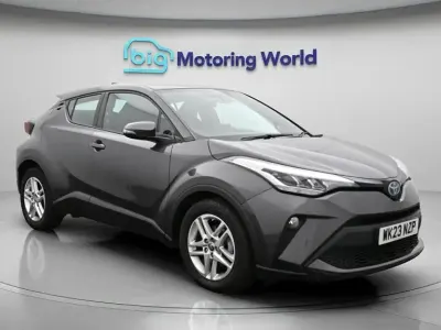 Used Toyota C-HR 122 HP (89 kW) 2023 Grey SUV