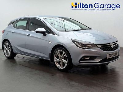 Used Vauxhall Astra SRi 105 HP (77 kW) 2019 Silver Hatchback