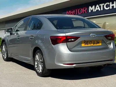 Used Toyota Avensis Business Edition 147 HP (108 kW) 2017 Grey Sedan