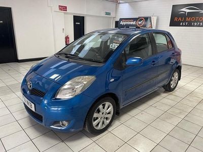 Used Toyota Yaris 2011 Blue Hatchback