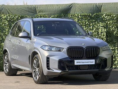 Begagnad BMW X5 M Sport 298 HK (219 kW) 2025 Grå SUV